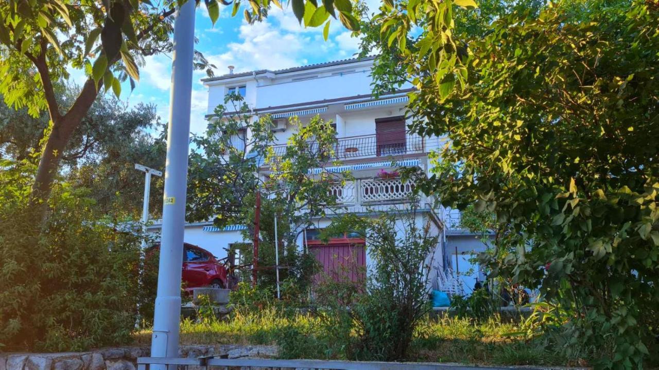 Guesthouse Marija Нови Винодолски Екстериор снимка