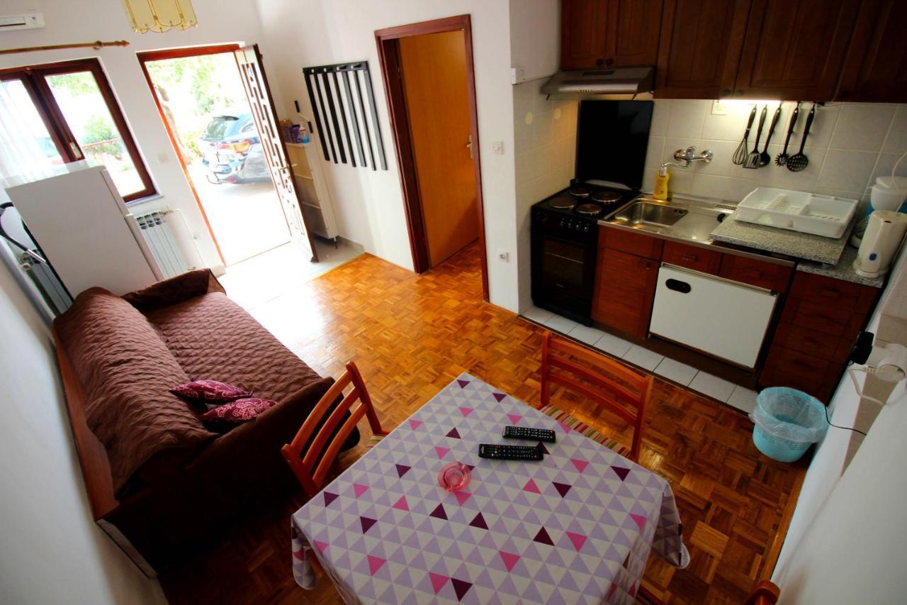Guesthouse Marija Нови Винодолски Екстериор снимка