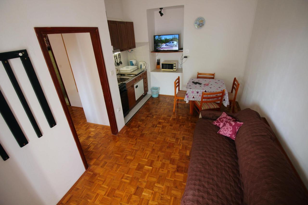 Guesthouse Marija Нови Винодолски Екстериор снимка