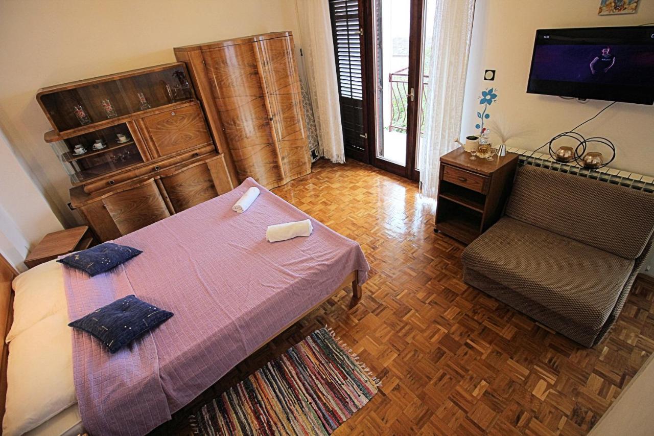 Guesthouse Marija Нови Винодолски Екстериор снимка