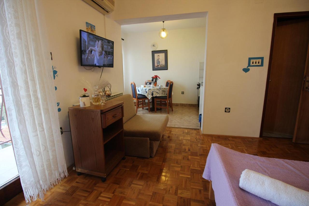 Guesthouse Marija Нови Винодолски Екстериор снимка