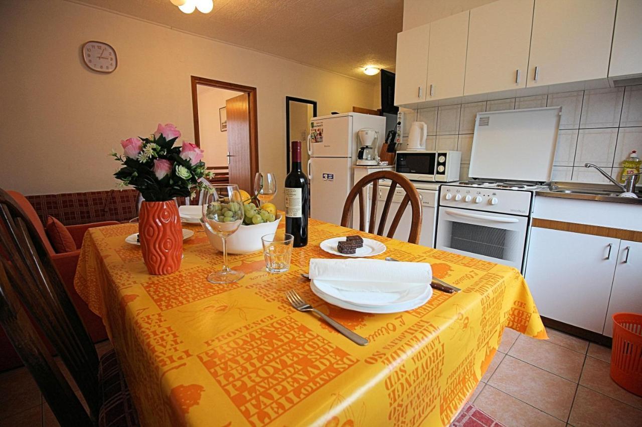 Guesthouse Marija Нови Винодолски Екстериор снимка