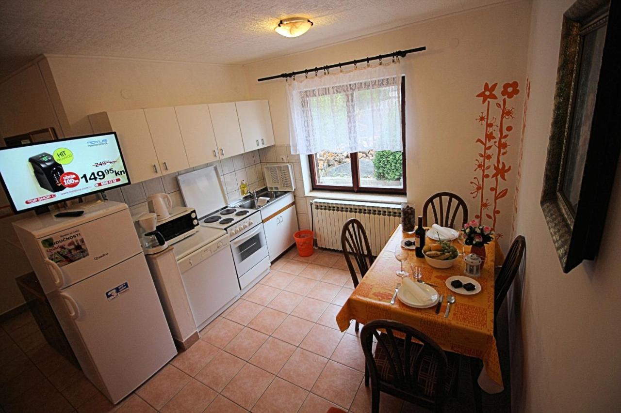 Guesthouse Marija Нови Винодолски Екстериор снимка
