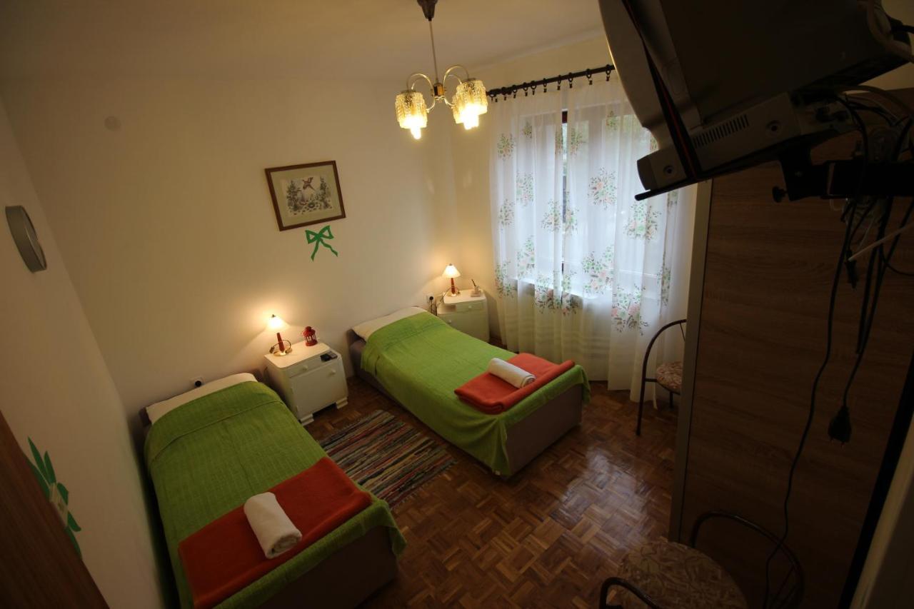 Guesthouse Marija Нови Винодолски Екстериор снимка